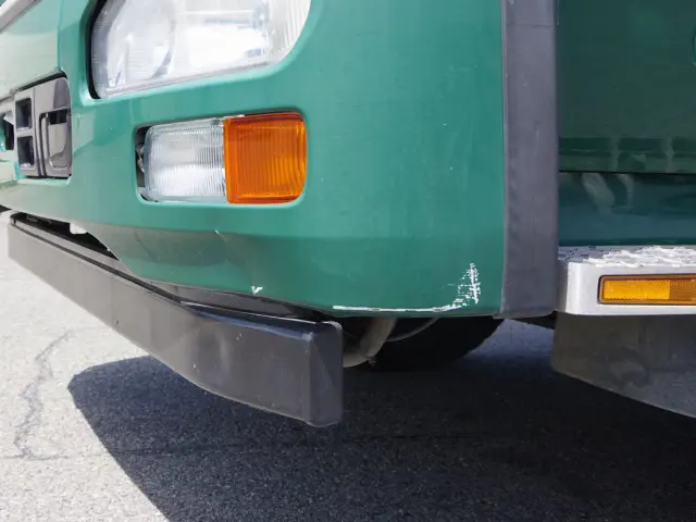 UD クオン QKG-CD5YL(6x2)の写真21