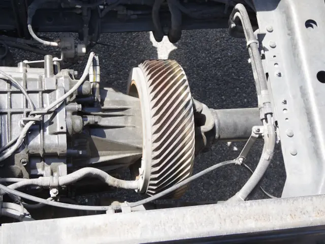 UD クオン QKG-CD5YL(6x2)の写真25