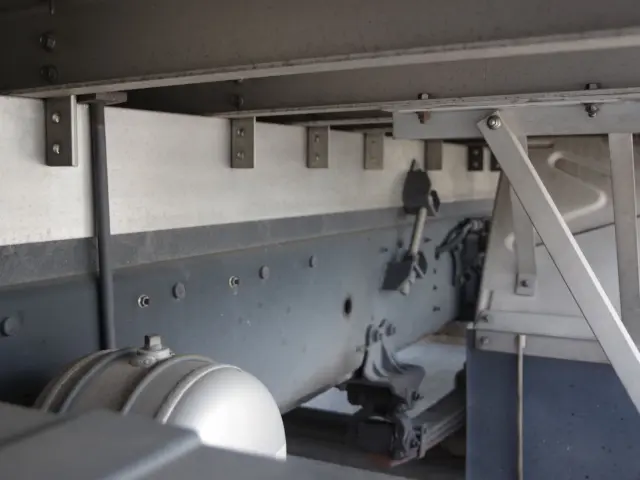 いすゞ ギガ QKG-CYE77BZ(その他)の写真6