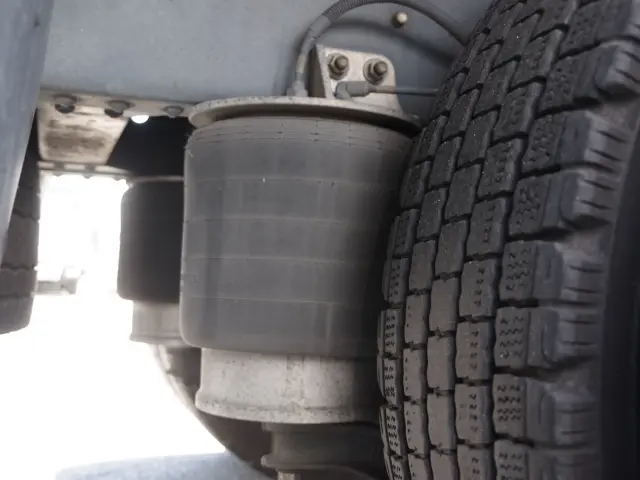 いすゞ ギガ QKG-CYE77BZ(その他)の写真9