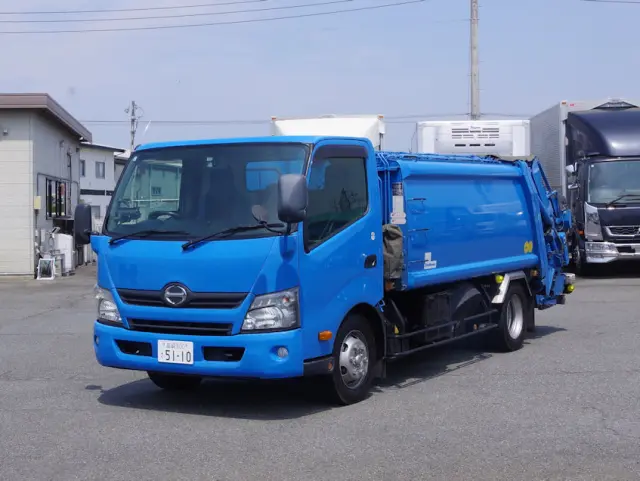 日野 デュトロ TKG-XZU710M(2WD)の写真1