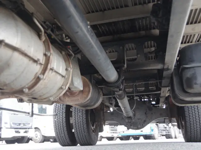 いすゞ フォワード TKG-FRR90S2(2WD)の写真9