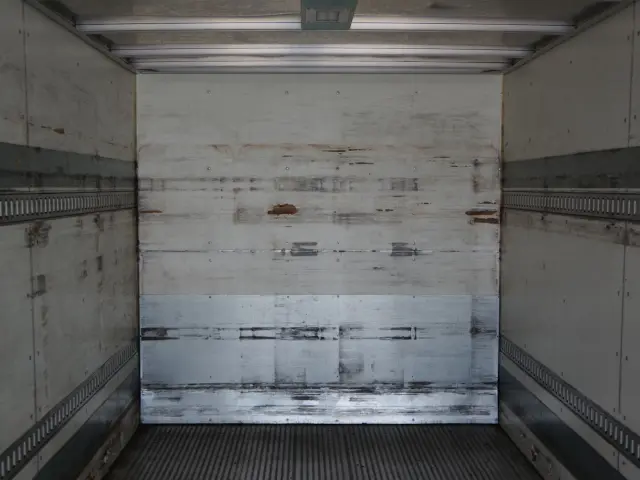 いすゞ フォワード TKG-FRR90S2(2WD)の写真14