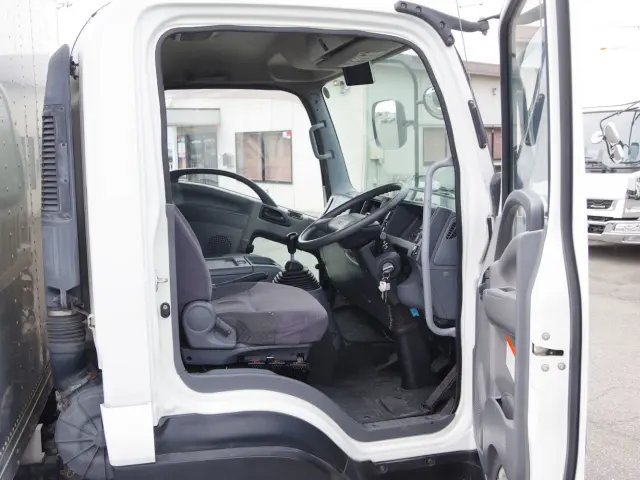 いすゞ フォワード TKG-FRR90S2(2WD)の写真34