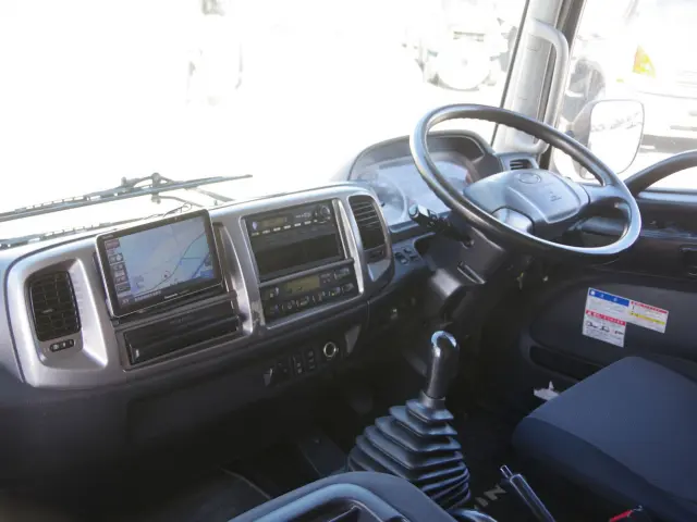 日野 レンジャー QKG-FE7JLAA(2WD)の写真30