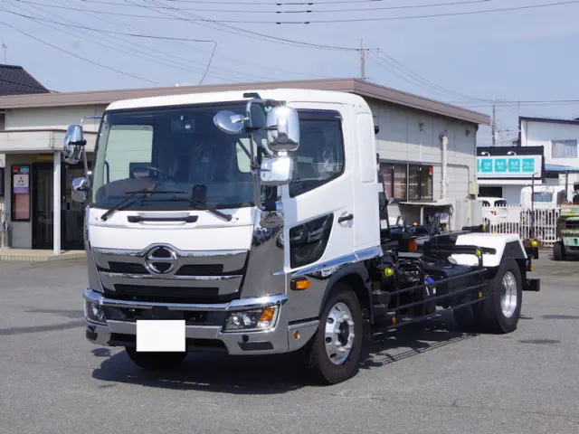 日野 レンジャー 2KG-FE2ACA(2WD)の写真1