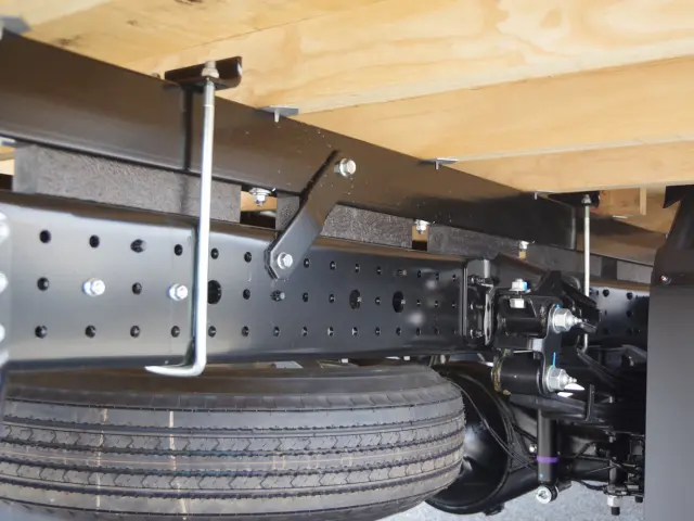 三菱 キャンター 2PG-FEB80の写真6