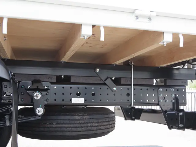 三菱 キャンター 2PG-FEB80の写真7