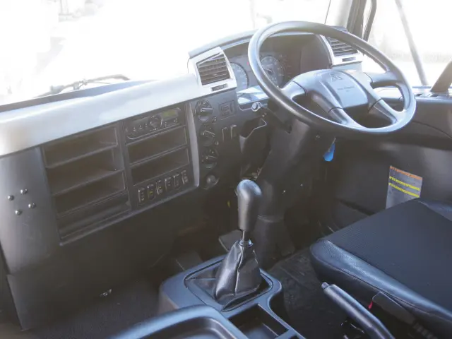 三菱 ファイター 2KG-FK61F(2WD)の写真27