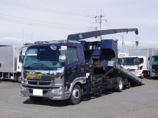 三菱 ファイター QKG-FK62FZ(2WD)の写真1