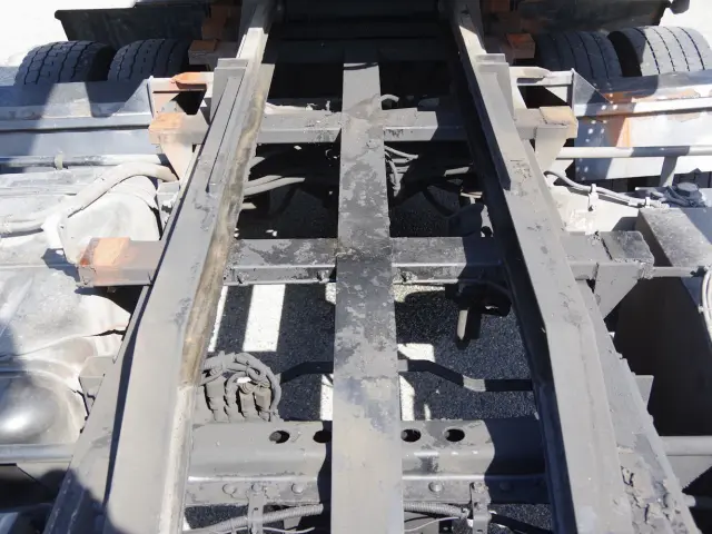 三菱 ファイター QKG-FK62FZ(2WD)の写真9