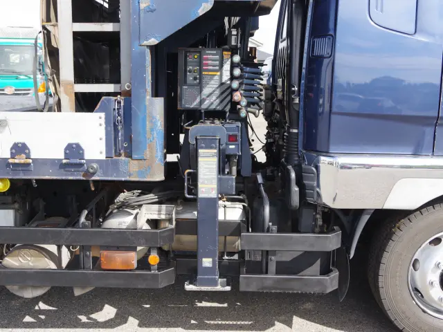 三菱 ファイター QKG-FK62FZ(2WD)の写真14