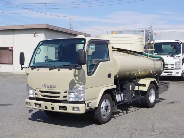 いすゞ エルフ TPG-NKR85N(2WD)の写真1