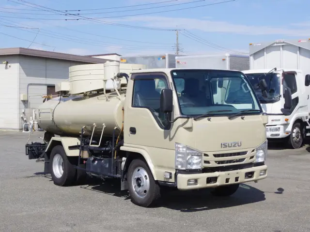 いすゞ エルフ TPG-NKR85N(2WD)の写真2