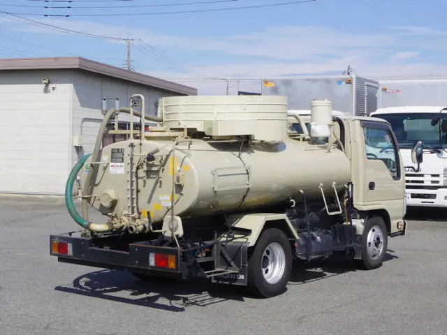 いすゞ エルフ TPG-NKR85N(2WD)の写真4