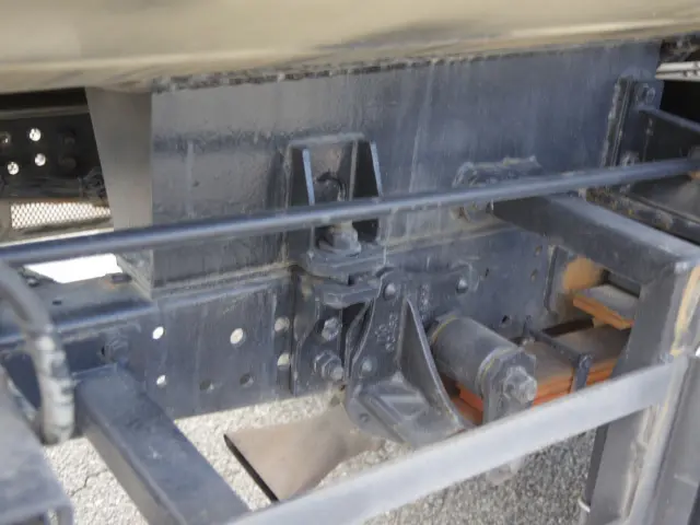 いすゞ エルフ TPG-NKR85N(2WD)の写真7