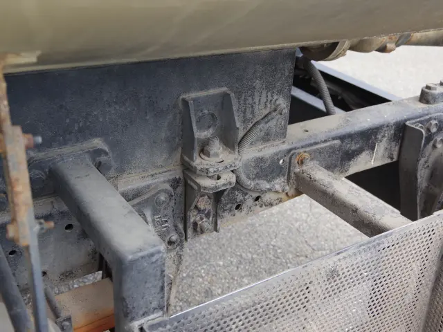 いすゞ エルフ TPG-NKR85N(2WD)の写真8