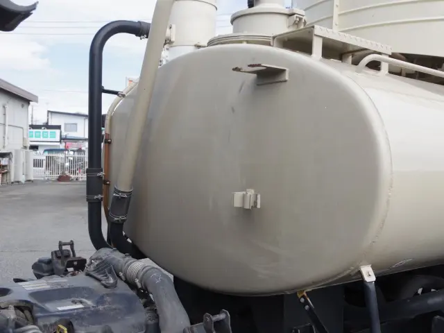 いすゞ エルフ TPG-NKR85N(2WD)の写真12