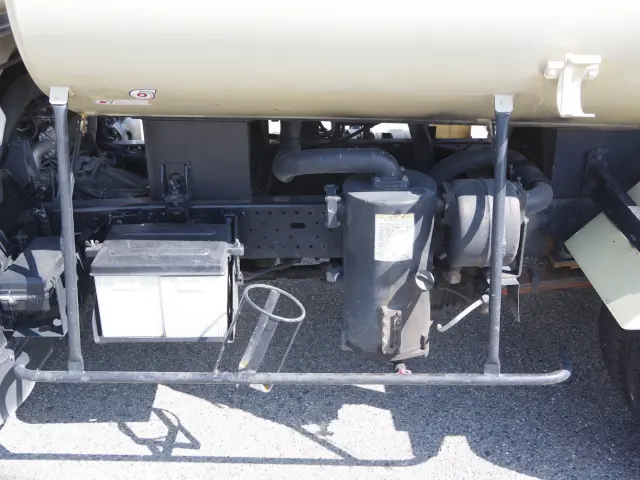 いすゞ エルフ TPG-NKR85N(2WD)の写真14