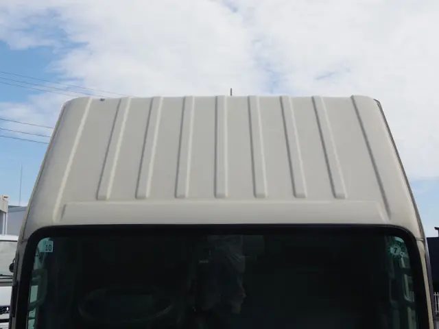 いすゞ エルフ TPG-NKR85N(2WD)の写真16