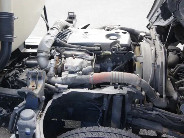 いすゞ エルフ TPG-NKR85N(2WD)の写真28