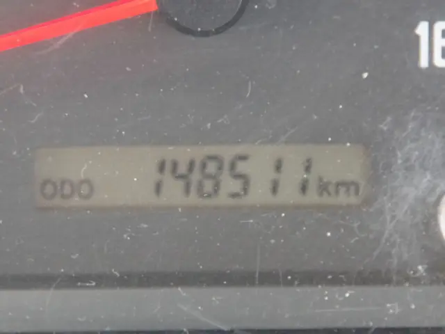 いすゞ エルフ TPG-NKR85N(2WD)の写真32