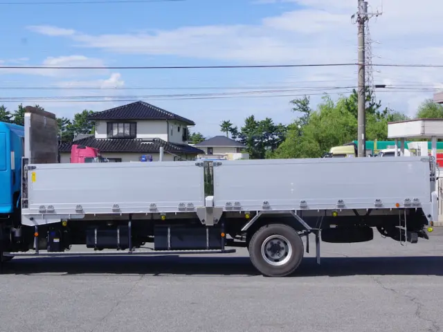 日野 レンジャー 2KG-FD2ABA(2WD)の写真17