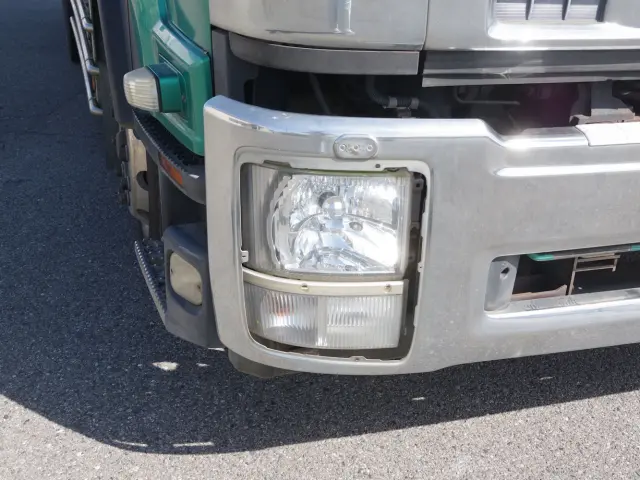 いすゞ フォワード QKG-FVZ34U2(2WD)の写真20