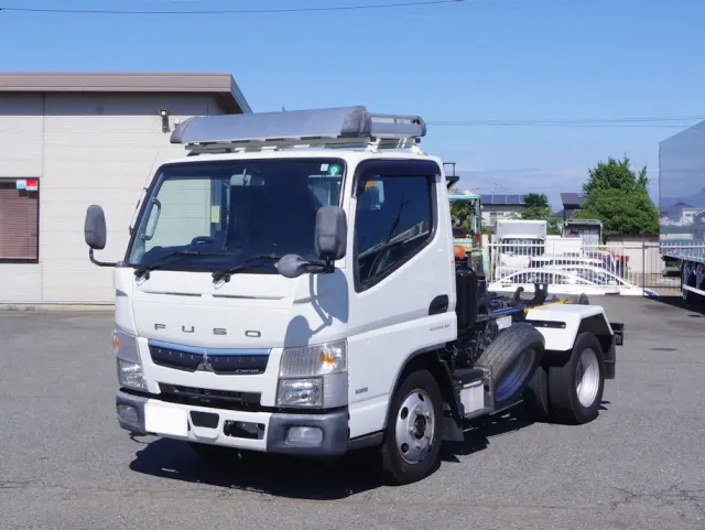 三菱 キャンター 2PG-FBAV0(2WD)の写真1