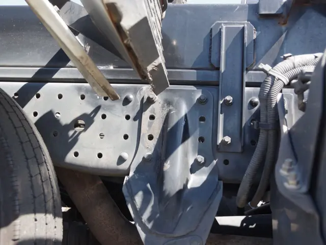 三菱 キャンター 2PG-FBAV0(2WD)の写真7