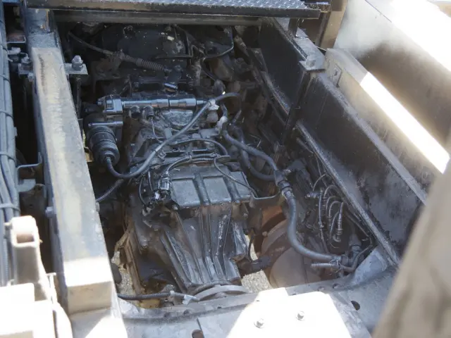 三菱 スーパーグレート QKG-FV60VX(6x4)の写真9