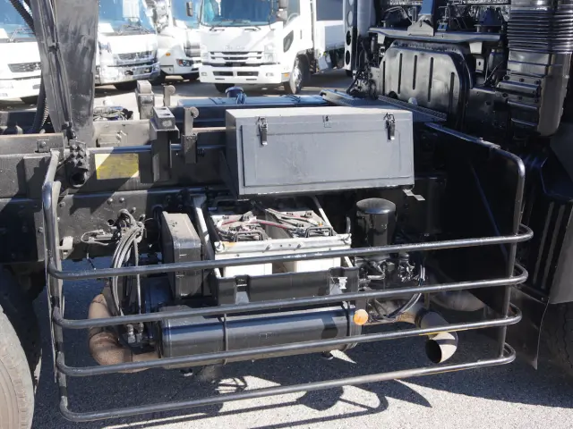 三菱 スーパーグレート QKG-FV60VX(6x4)の写真17