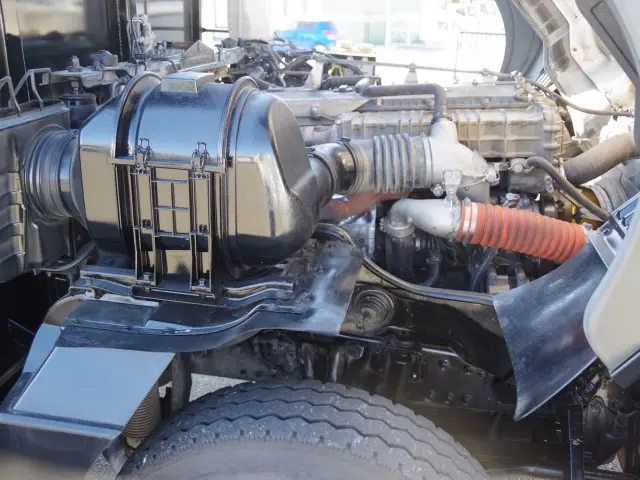 三菱 スーパーグレート QKG-FV60VX(6x4)の写真26