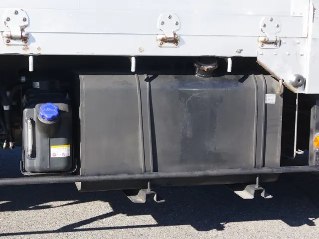 いすゞ フォワード 2RG-FRR90S2(2WD)の写真15