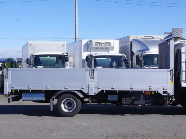 いすゞ フォワード 2RG-FRR90S2(2WD)の写真17