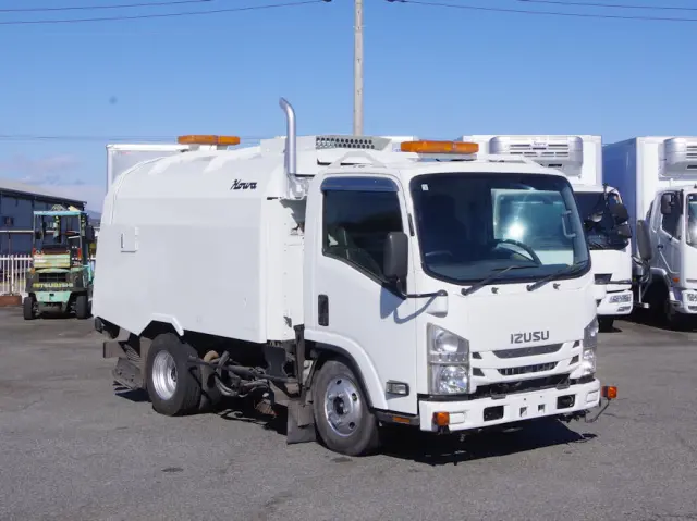 いすゞ エルフ TPG-NMR85N(2WD)の写真2