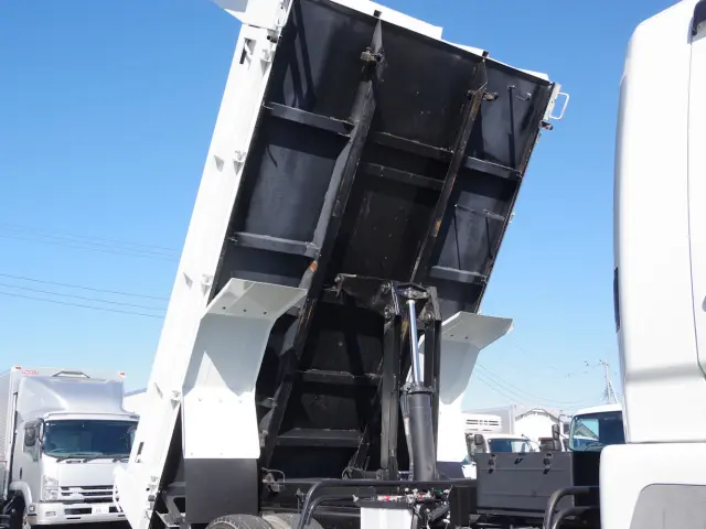 三菱 ファイター 2KG-FK72F(2WD)の写真10