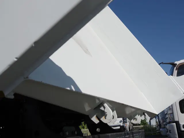 三菱 ファイター 2KG-FK72F(2WD)の写真12