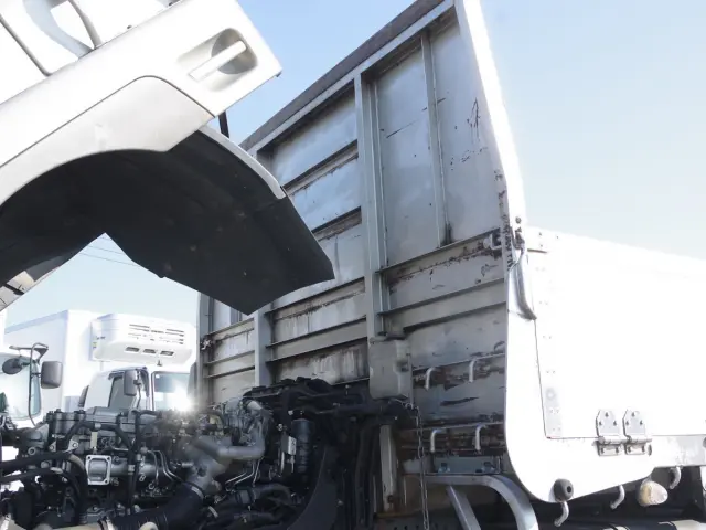 三菱 ファイター PJ-FK62FZ(2WD)の写真10