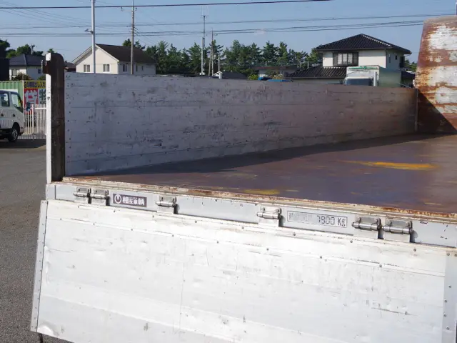 三菱 ファイター PJ-FK62FZ(2WD)の写真13