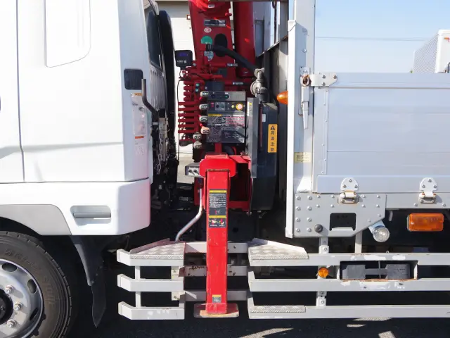 三菱 ファイター QKG-FK62FZ(2WD)の写真12