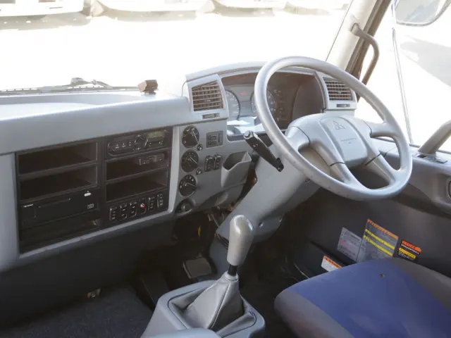 三菱 ファイター QKG-FK62FZ(2WD)の写真31