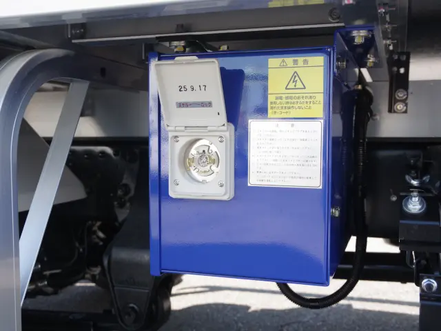 三菱 ファイター 2KG-FK65F(2WD)の写真10