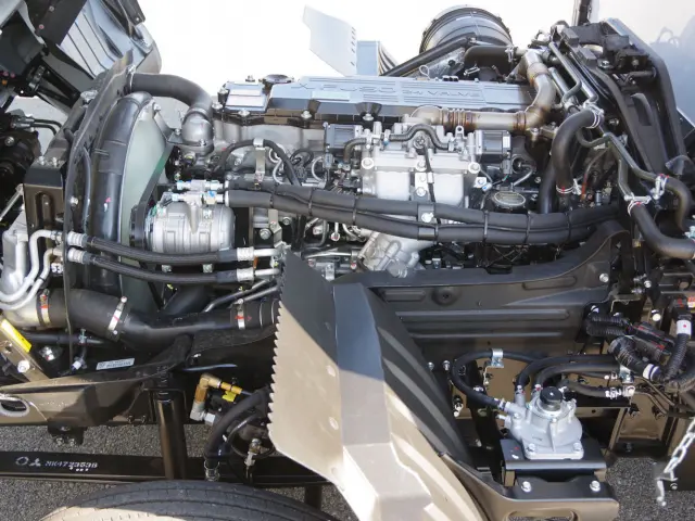 三菱 ファイター 2KG-FK65F(2WD)の写真21