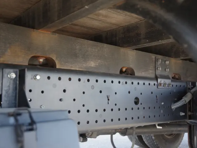 いすゞ フォワード TKG-FRR90S2(2WD)の写真7