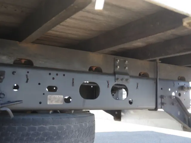 いすゞ フォワード TKG-FRR90S2(2WD)の写真8