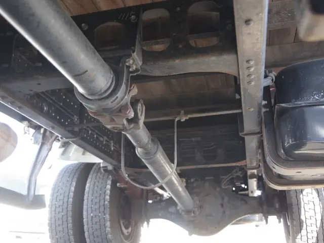 いすゞ フォワード TKG-FRR90S2(2WD)の写真11