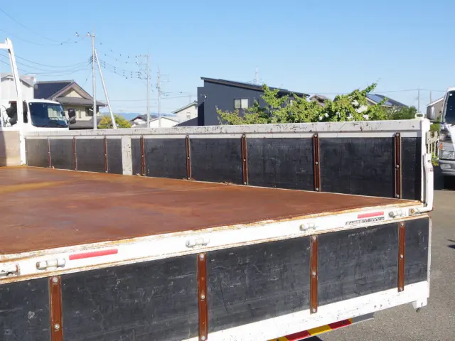 いすゞ フォワード TKG-FRR90S2(2WD)の写真18