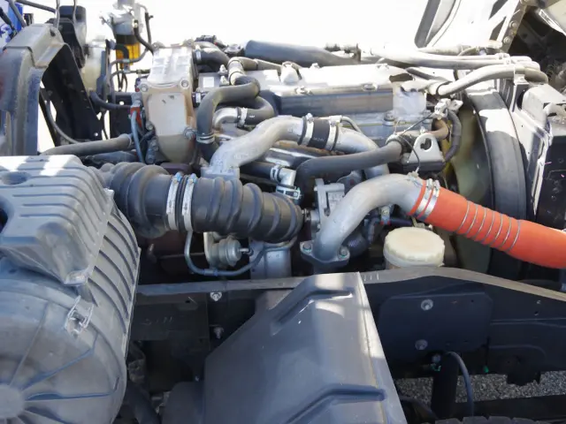 いすゞ フォワード TKG-FRR90S2(2WD)の写真35