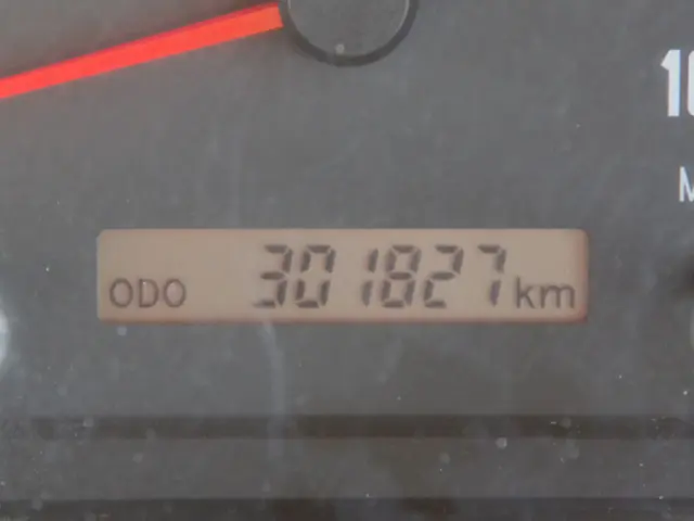 いすゞ フォワード TKG-FRR90S2(2WD)の写真40